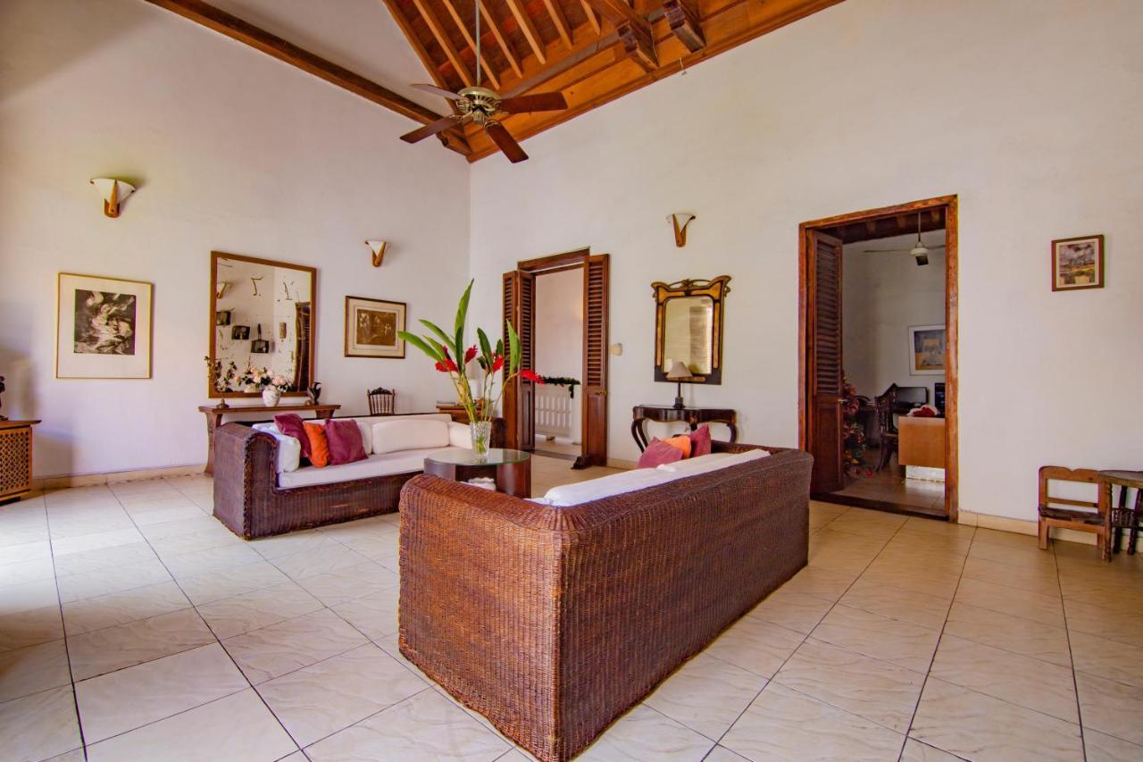 Casa Del Tejadillo Hotel Cartagena Bagian luar foto